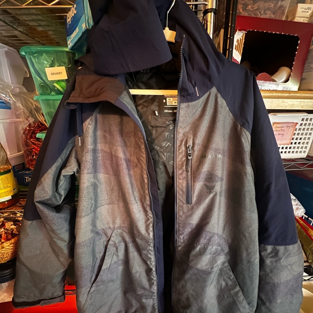 Armada Men Ski Jacket | Medium *Free Ski Gloves*